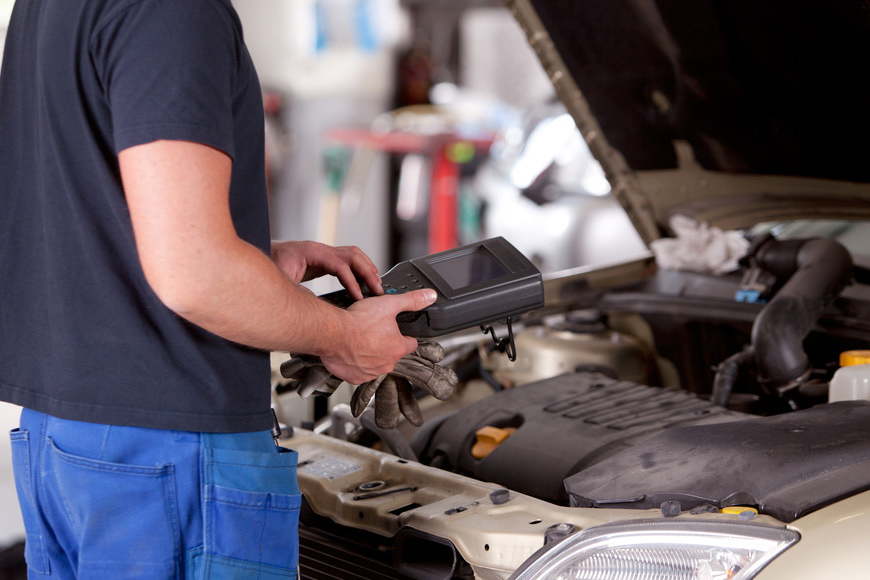 Signs Your Car Needs Engine Repair: A Guide to Identifying Problems